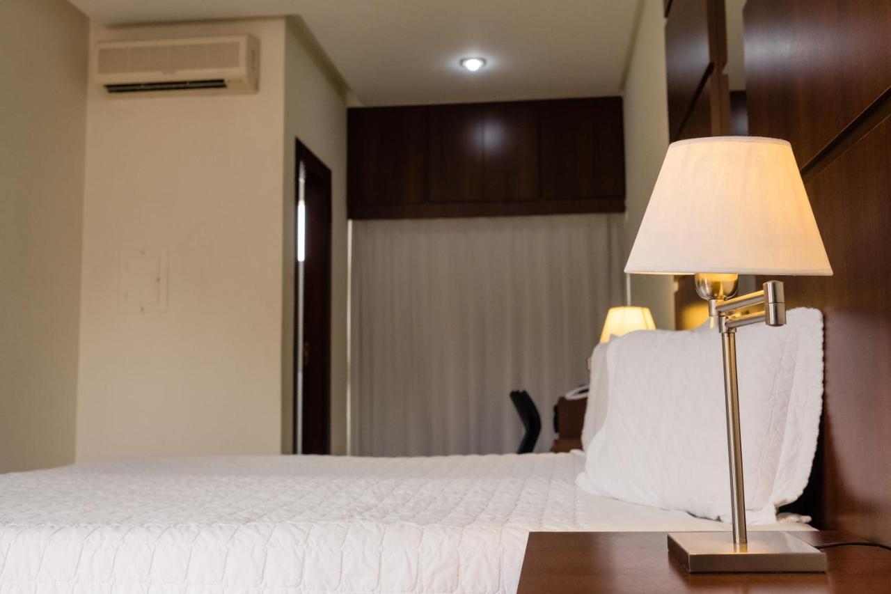Ibituruna Center Hotel ゴベルナドール・バラダレス エクステリア 写真