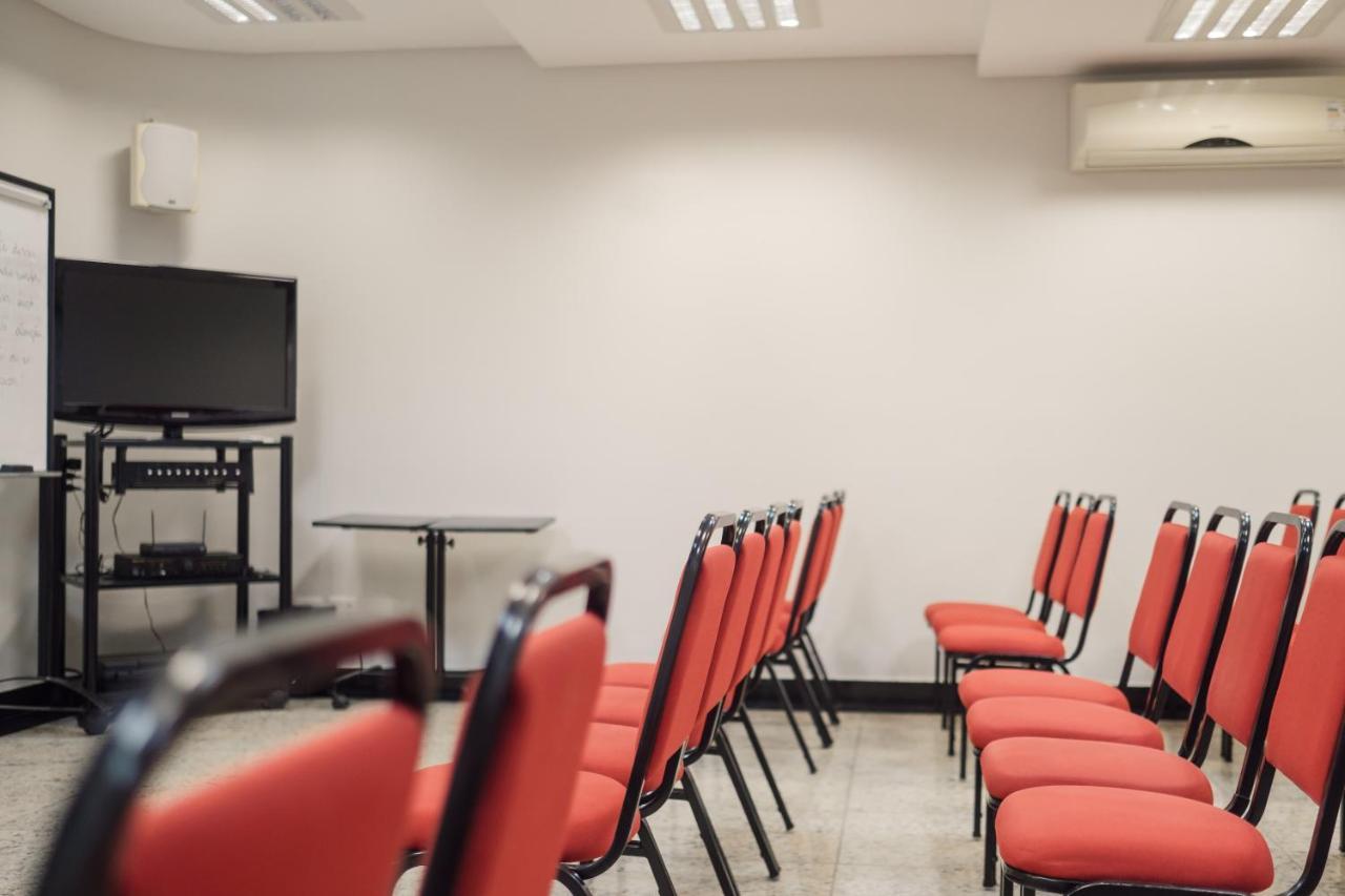 Ibituruna Center Hotel ゴベルナドール・バラダレス エクステリア 写真