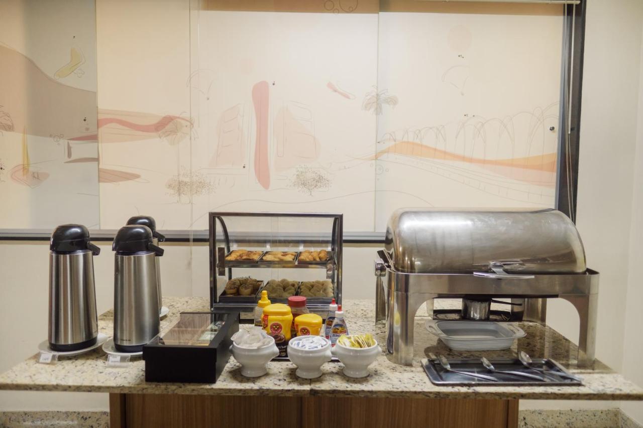 Ibituruna Center Hotel ゴベルナドール・バラダレス エクステリア 写真